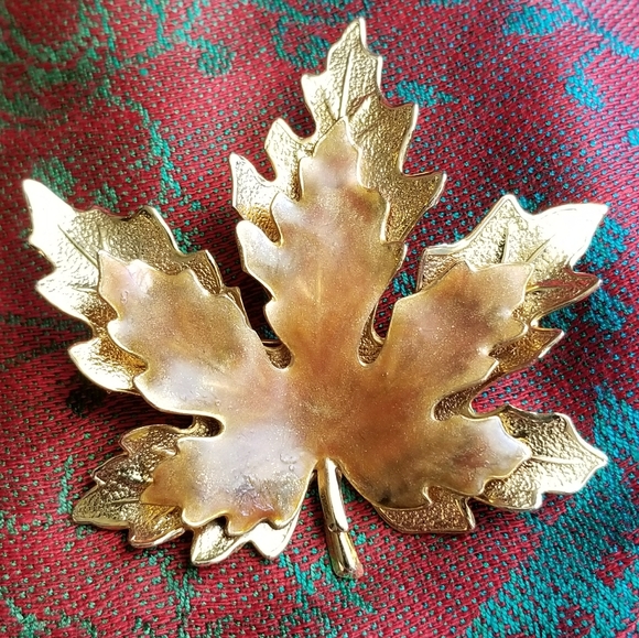 Relisted -vintage Autumn leaf brooch gold brown orange pin - Picture 2 of 8